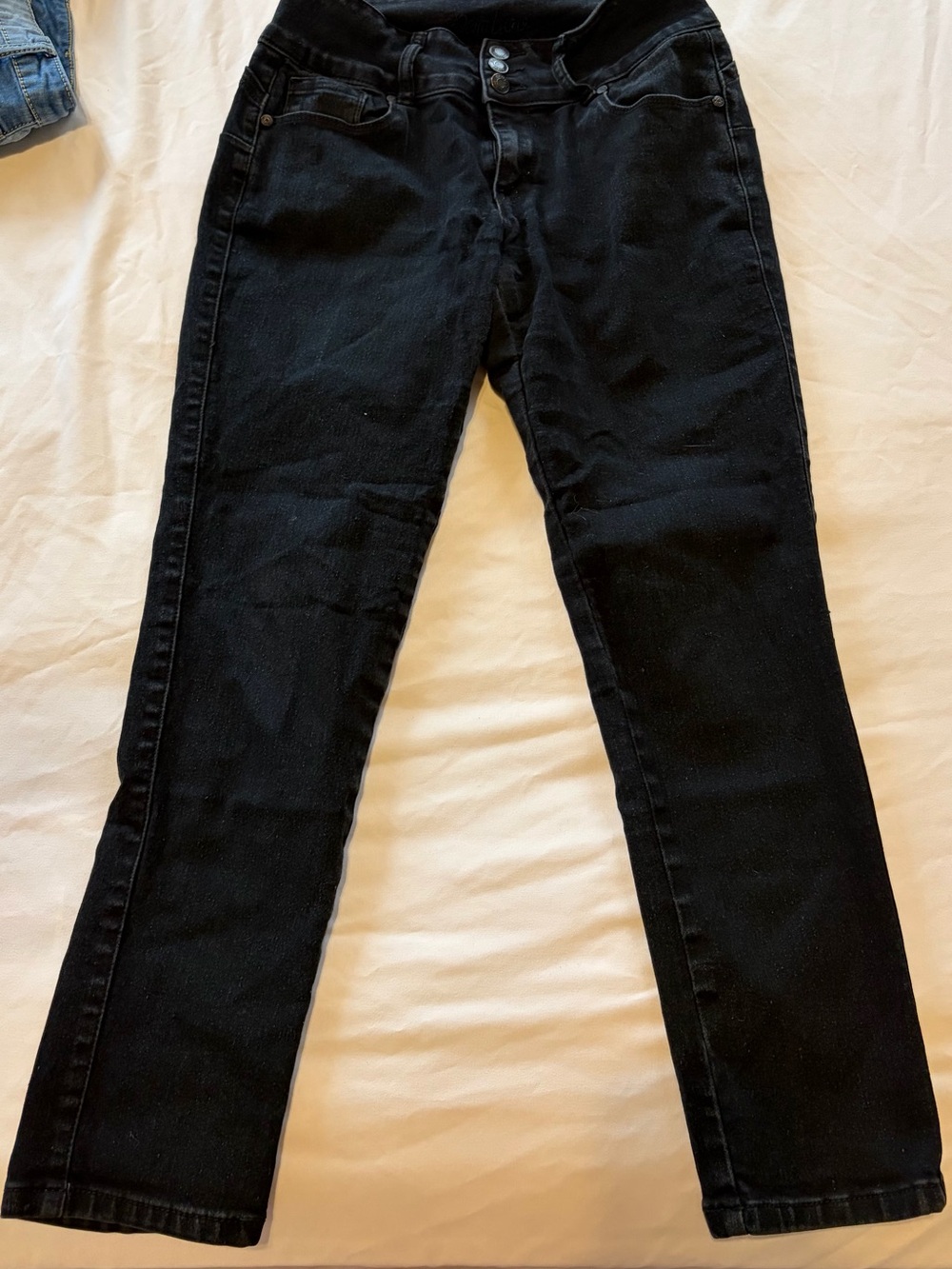 BAMBOO Black Women's Straight-Leg Jeans